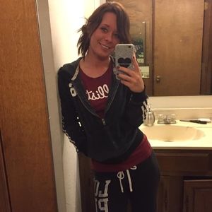 Meet your Posher, Michaela